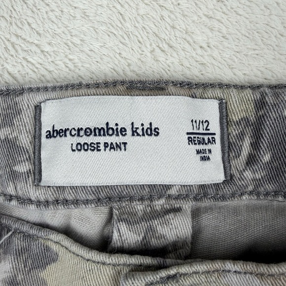Abercrombie Kids Loose Pant Boys‎ Camo Adjustable Waist 11/12 Reg. Cargo Style - Picture 5 of 9